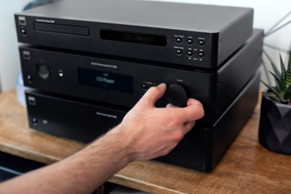 NAD C658 BluOS 串流 DAC / 前級